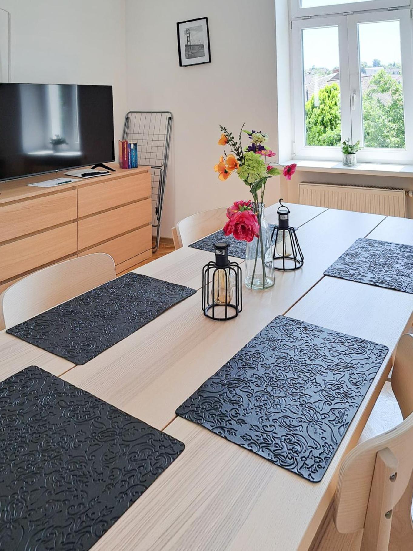 Revliving Apartments Eggenburg Екстер'єр фото